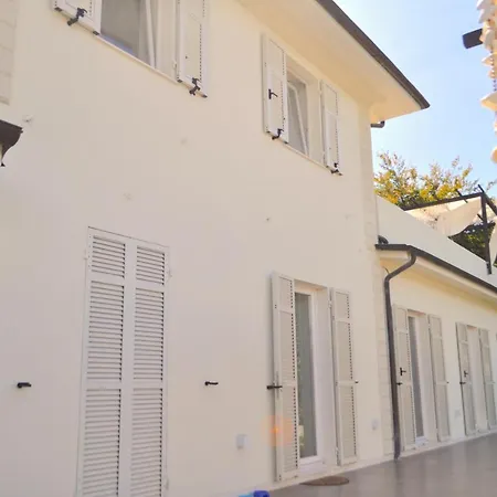 Lux 5 Terre Villa *